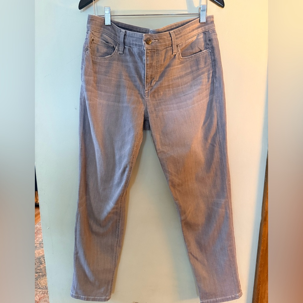 Women’s Classic Jeans